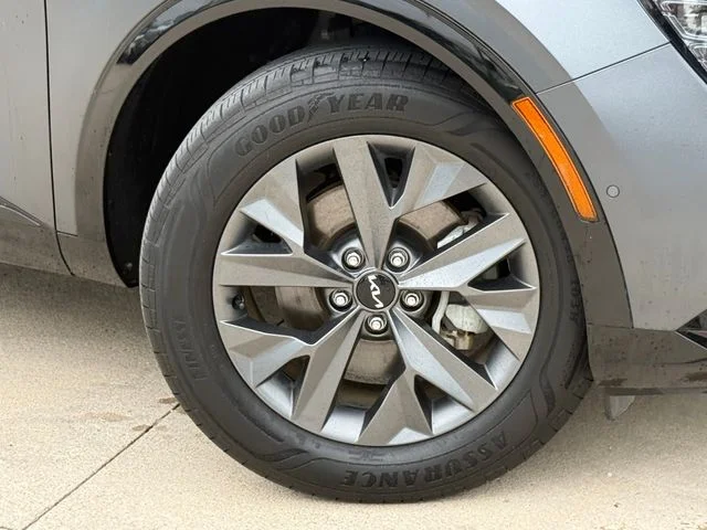2023 Kia Sportage Hybrid - Image 3