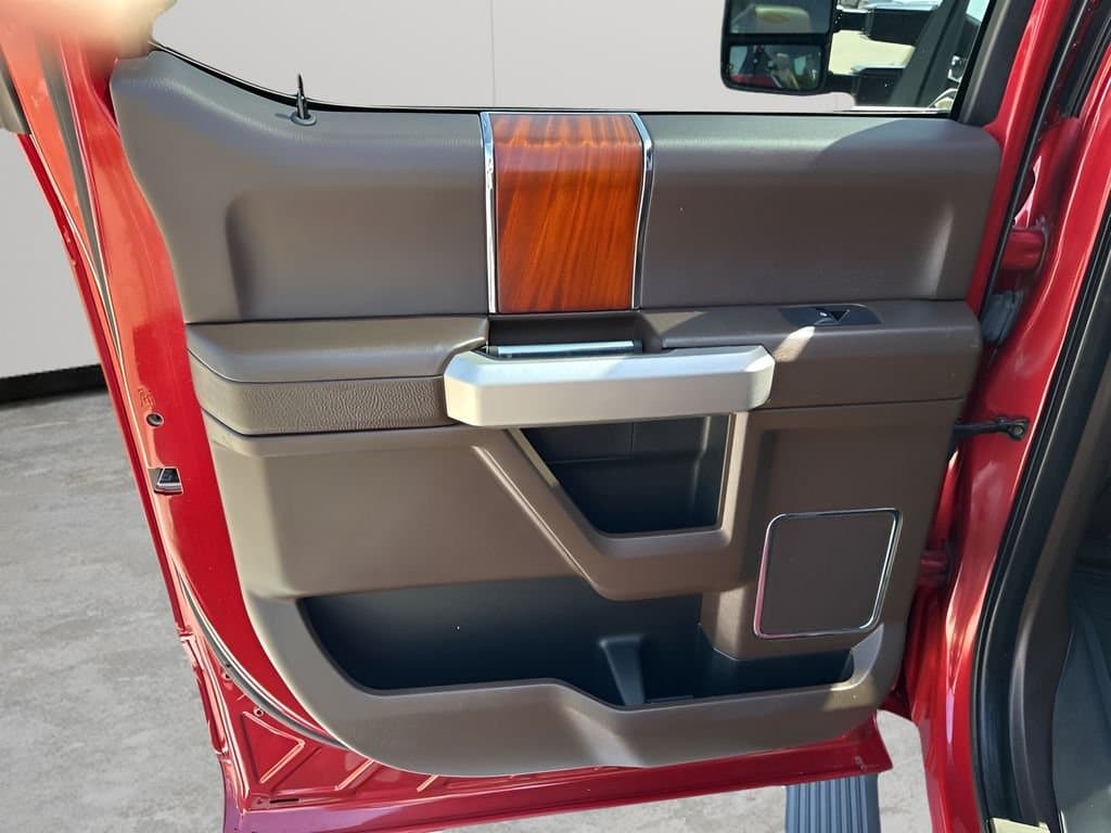 2021 Ford F-250SD - Image 17