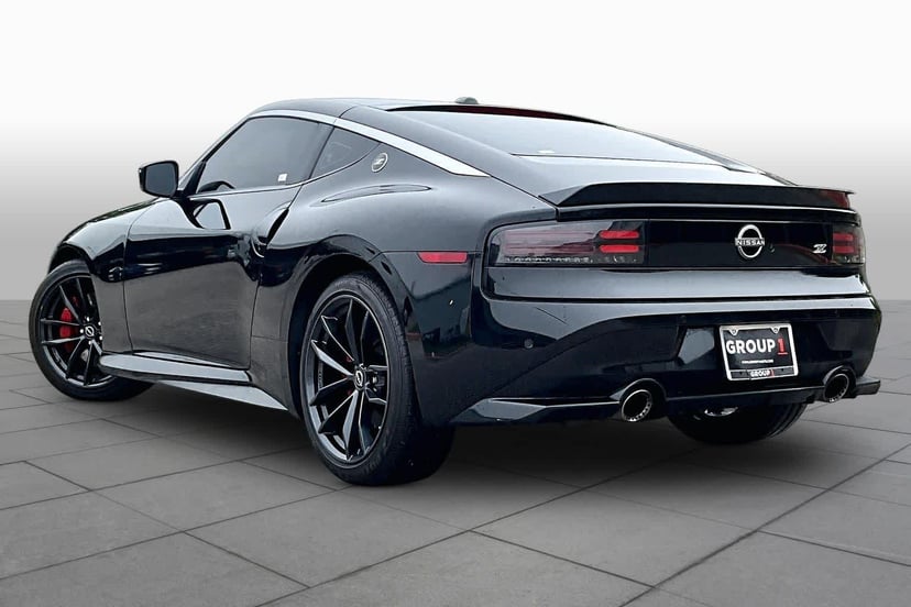 2024 Nissan Z - Image 12