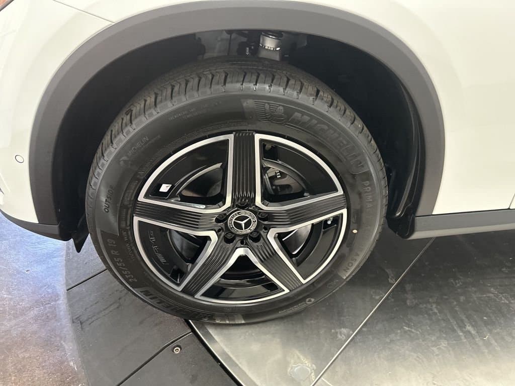 2026 MERCEDES-BENZ GLC - Image 32