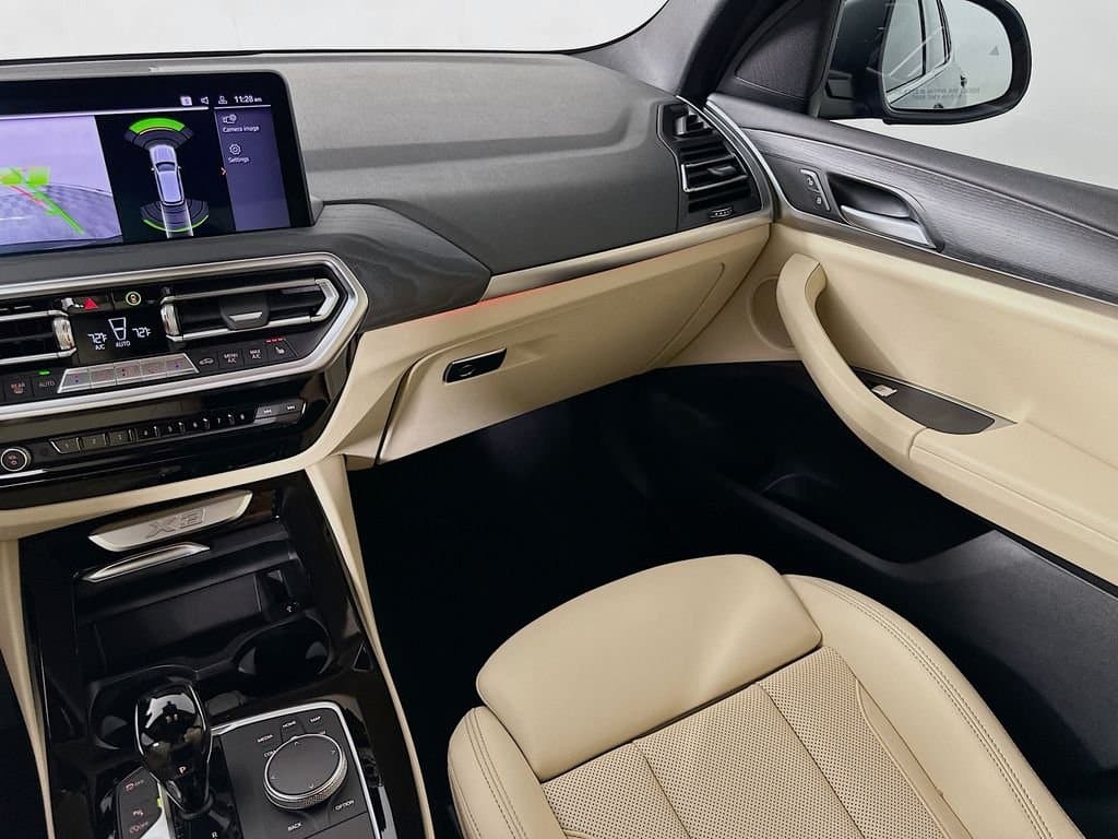 2022 BMW X3 - Image 24