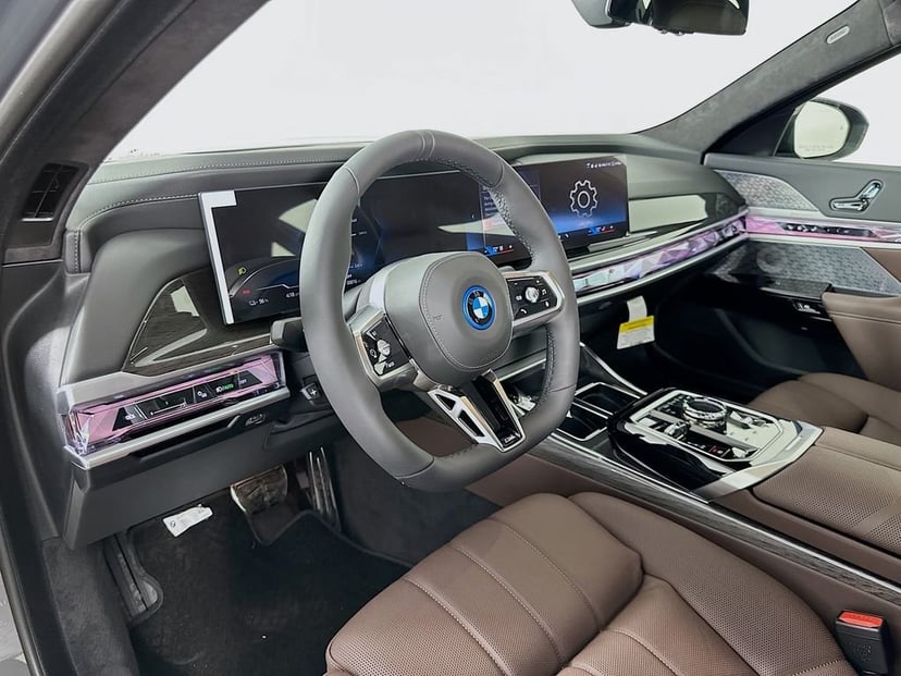 2026 BMW i7 - Image 9