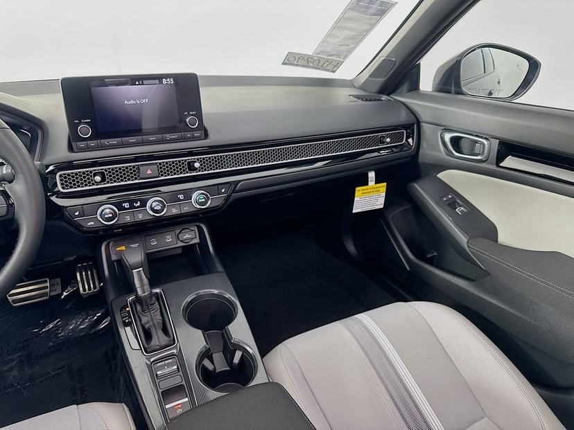 2026 Honda Civic Hybrid - Image 34