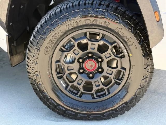 2024 Toyota Tundra Hybrid - Image 2