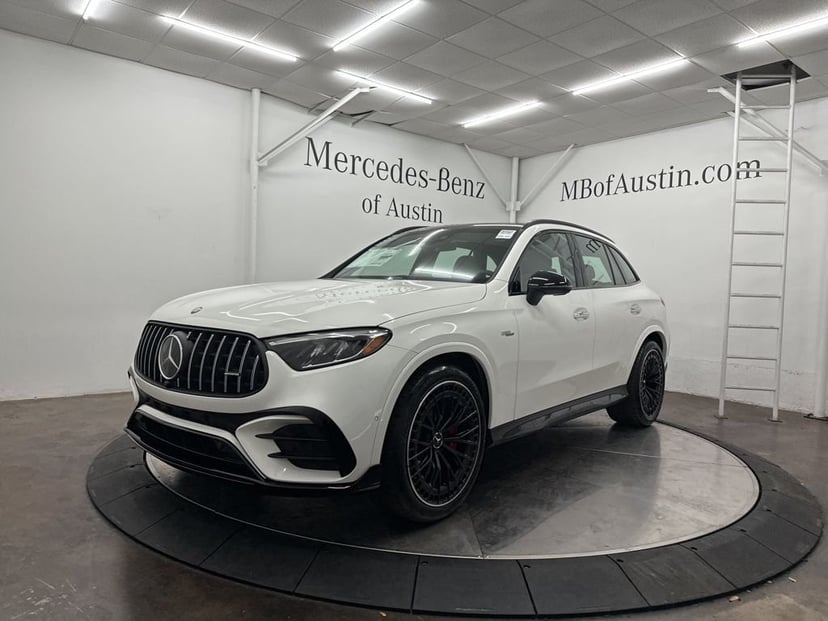 2026 Mercedes-Benz GLC - Image 2