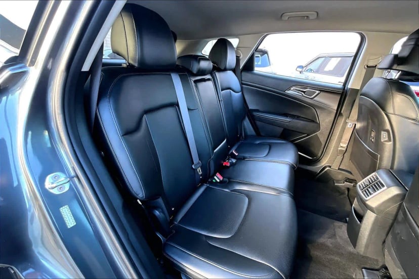 2023 Kia Sportage - Image 19