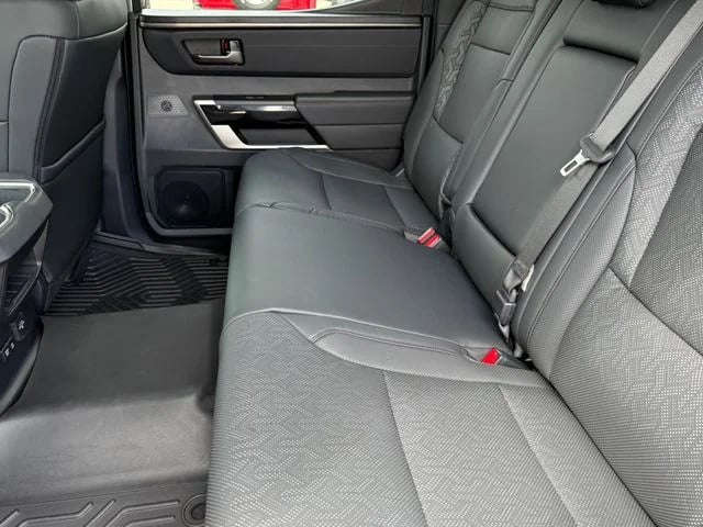 2025 Toyota Tundra - Image 29