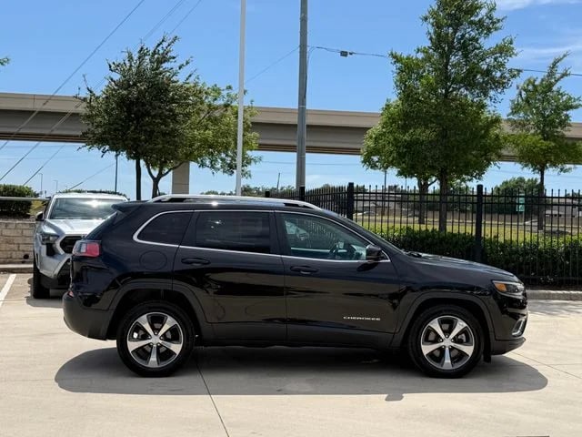 2019 Jeep Cherokee - Image 4