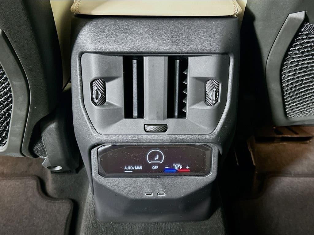 2026 BMW X3 - Image 18