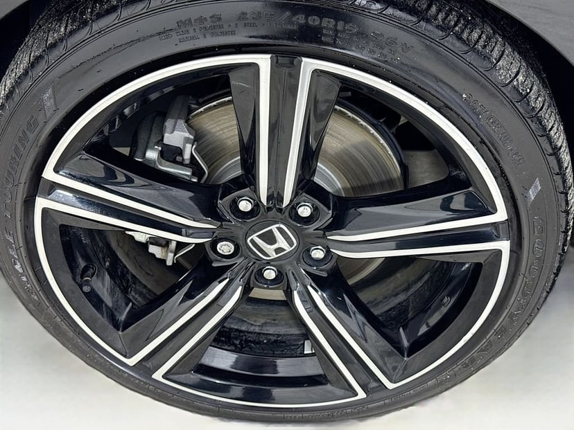 2025 Honda Accord Hybrid - Image 40