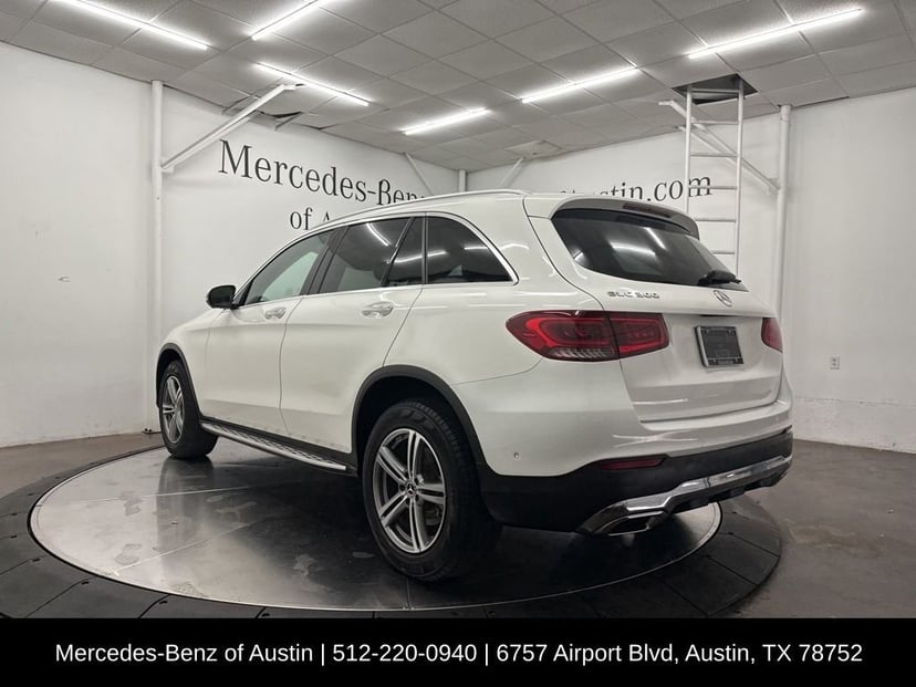 2022 Mercedes-Benz GLC - Image 5