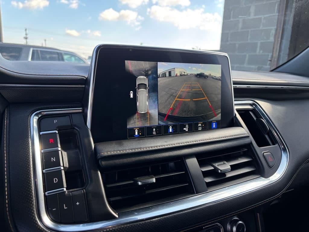 2022 GMC Yukon - Image 21