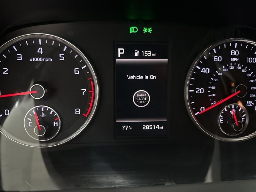 2022 Kia K5 - Image 12