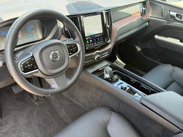 2024 Volvo XC60 - Image 9