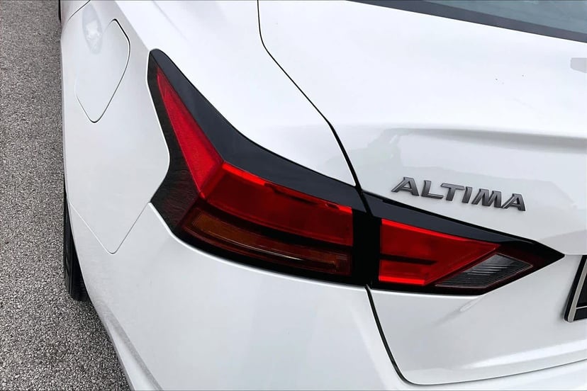 2025 Nissan Altima - Image 28