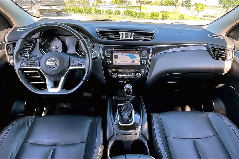 2017 Nissan Rogue Sport - Image 16