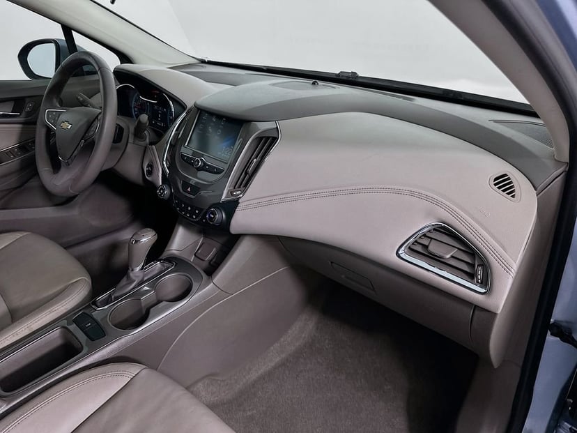 2017 Chevrolet Cruze - Image 27