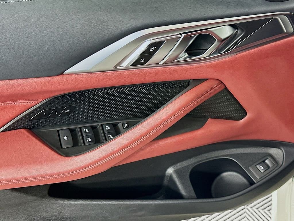 2025 BMW 4 Series - Image 18