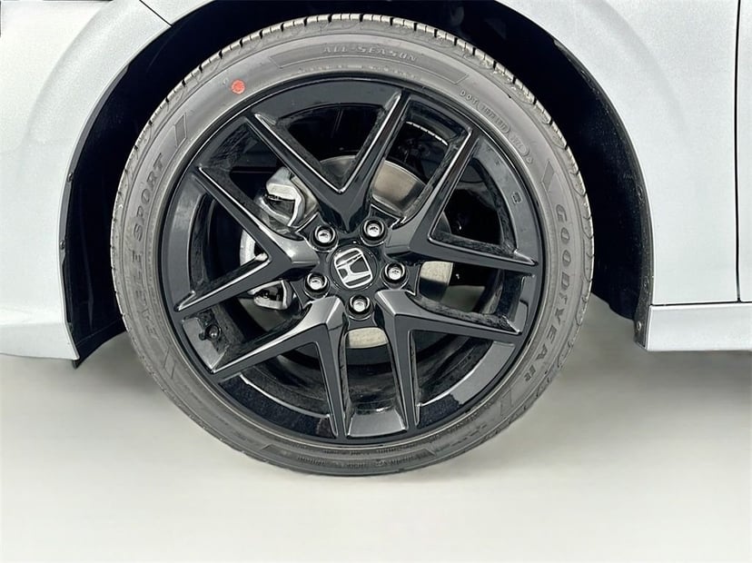 2026 Honda Civic - Image 13