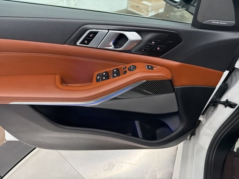 2023 BMW X5 - Image 18
