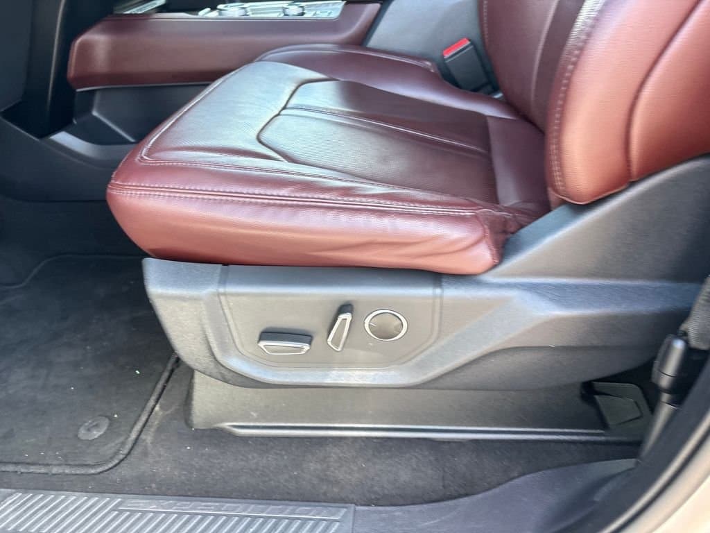 2024 Ford Expedition - Image 24