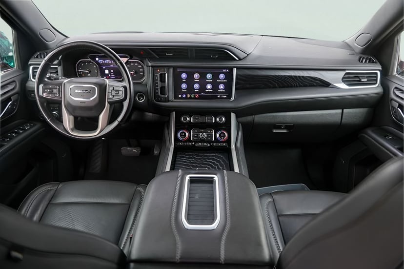 2021 GMC Yukon - Image 31