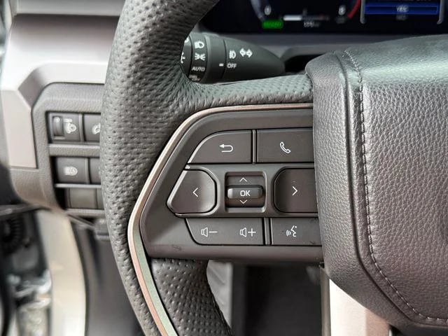 2026 Toyota Tacoma Hybrid - Image 45
