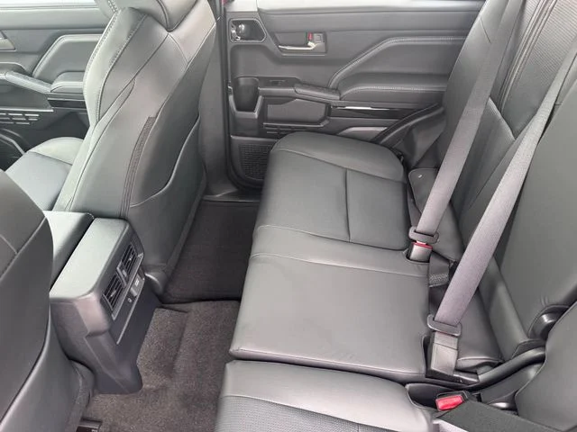 2026 Toyota 4Runner i-FORCE MAX - Image 21