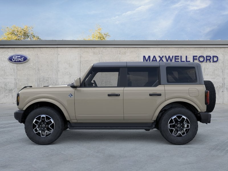 2026 Ford Bronco - Image 16
