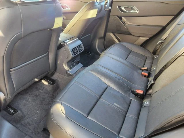 2025 Land Rover Range Rover Velar - Image 20