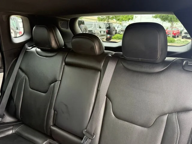 2025 Jeep Compass - Image 27