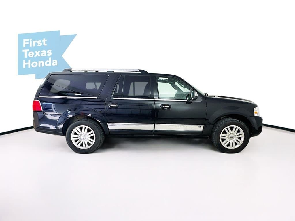 2013 LINCOLN Navigator - Image 10