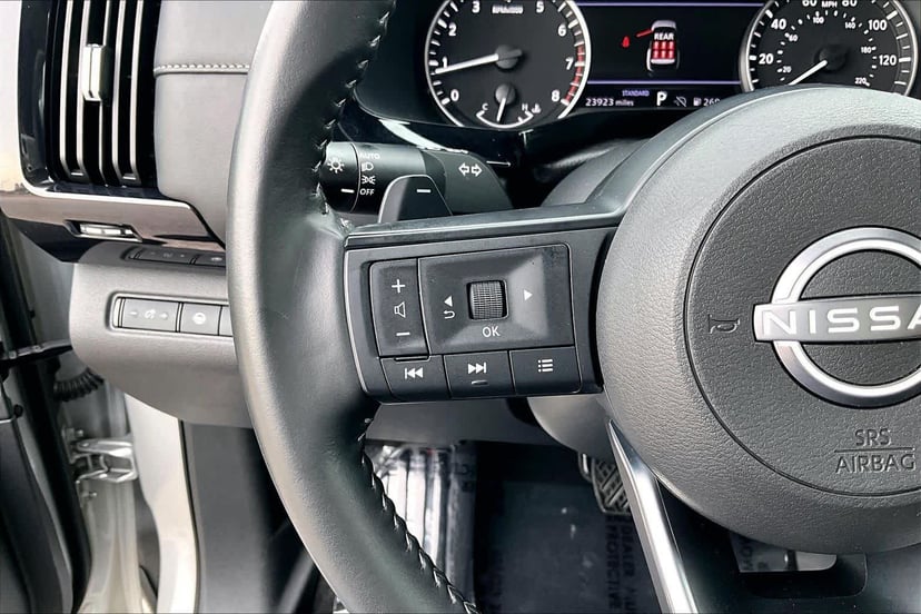 2025 Nissan Pathfinder - Image 23