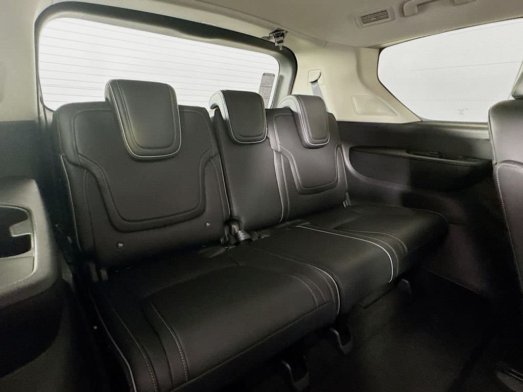 2026 INFINITI QX80 - Image 35