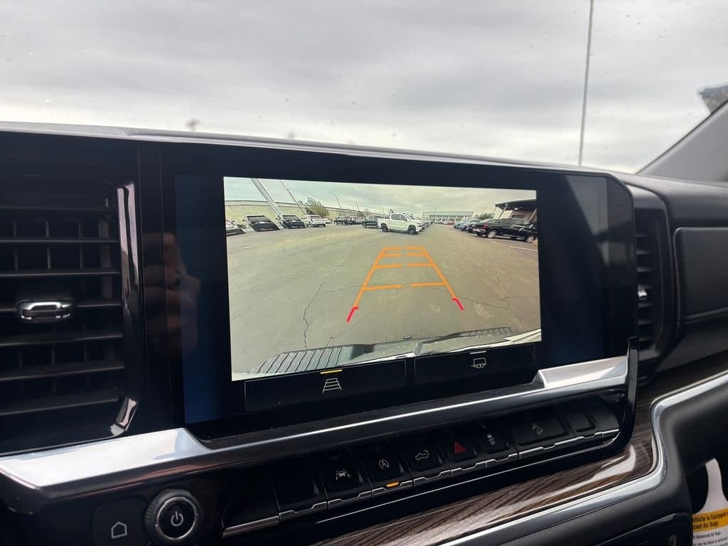 2025 Chevrolet Silverado 1500 - Image 20