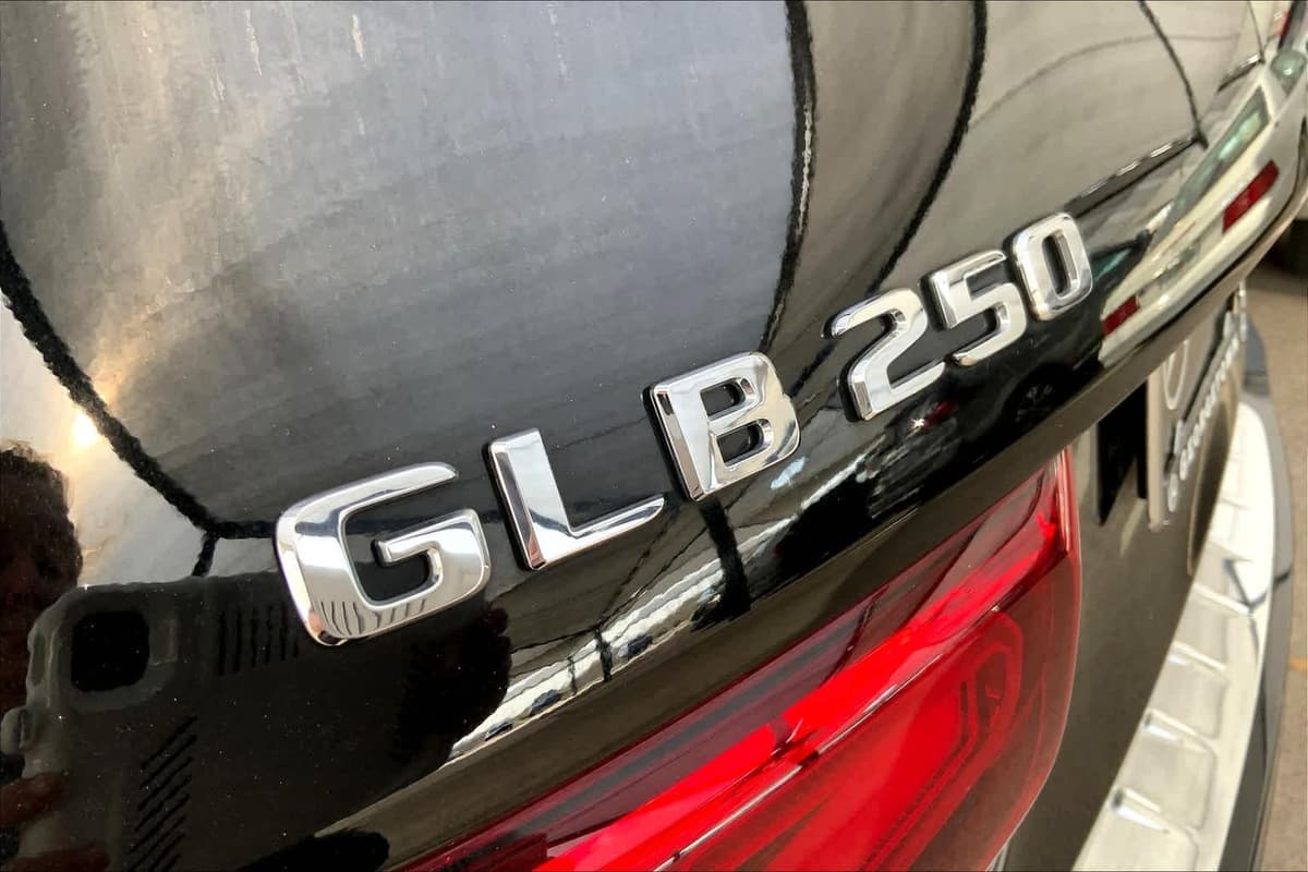 2020 Mercedes-Benz GLB 250 - Image 29