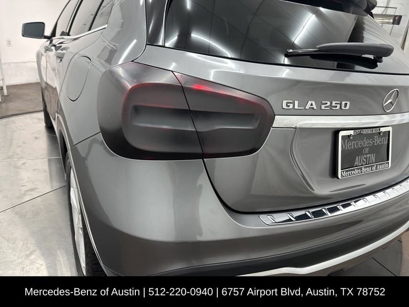 2020 Mercedes-Benz GLA - Image 12