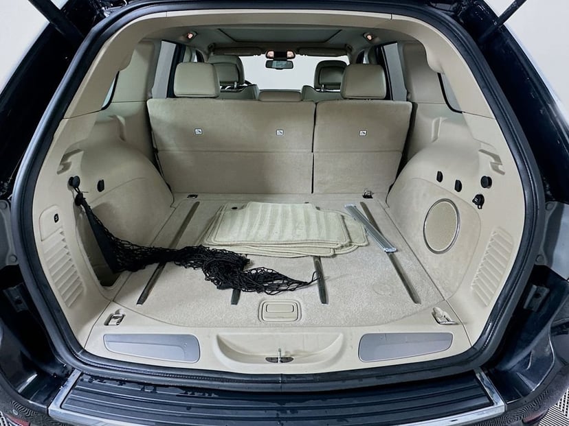 2014 Jeep Grand Cherokee - Image 27