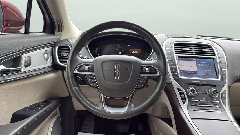 2020 Lincoln Nautilus - Image 13