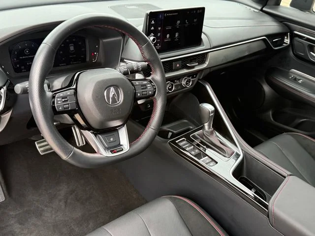 2025 Acura ADX - Image 11