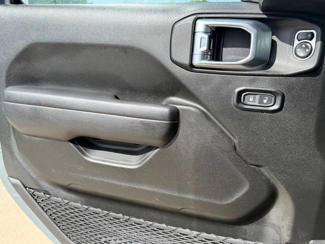 2024 Jeep Wrangler - Image 22