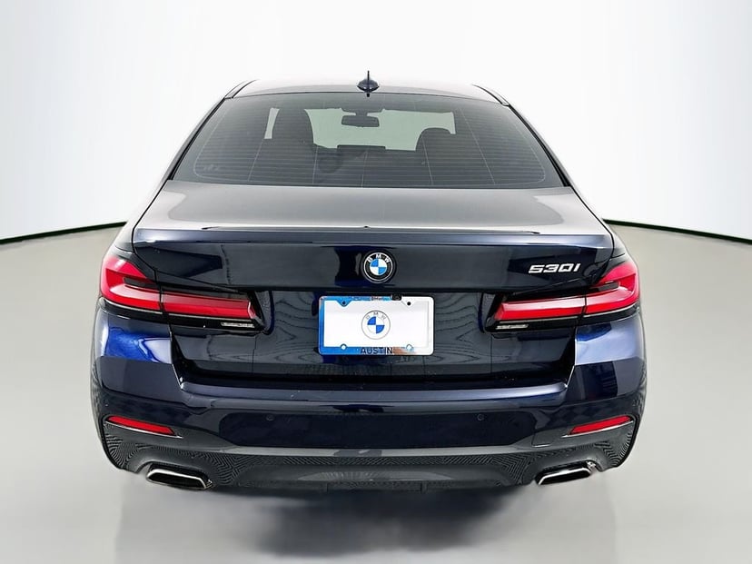 2023 BMW 5 Series - Image 5