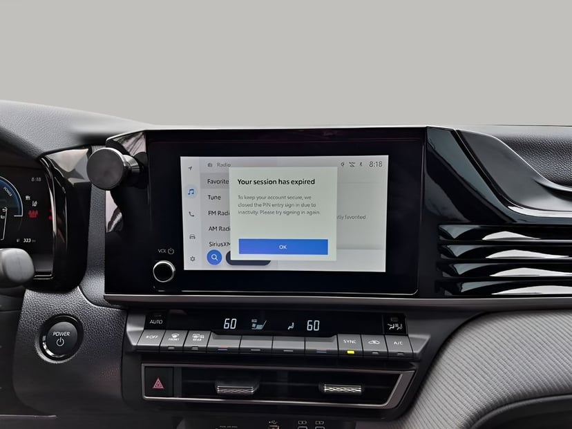 2025 Toyota Camry - Image 38