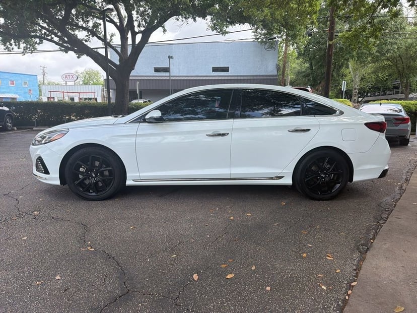 2018 Hyundai Sonata - Image 4