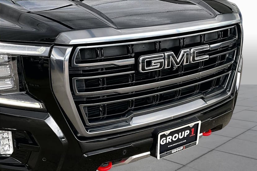 2021 GMC Yukon - Image 30