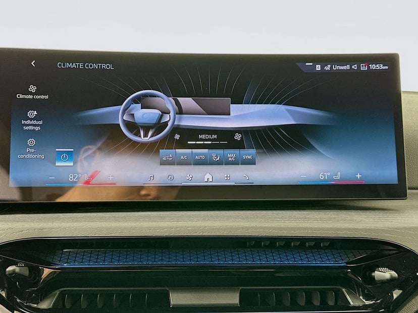 2026 BMW i4 - Image 14