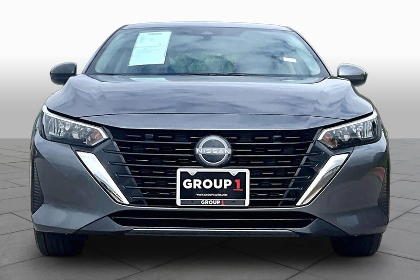 2025 Nissan Sentra - Image 2