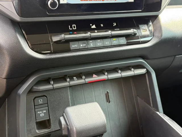 2024 Toyota Tundra - Image 17