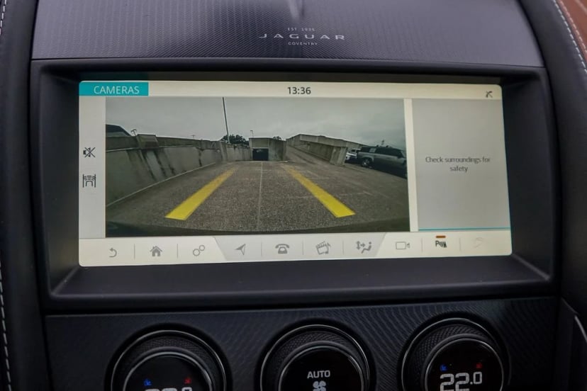 2024 Jaguar F-TYPE - Image 16