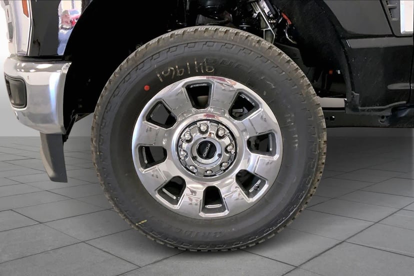 2026 Ford Super Duty - Image 9